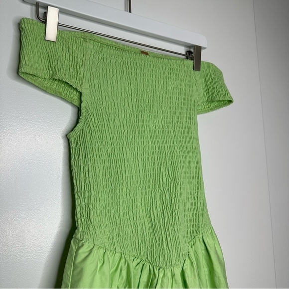 NWT FREE PEOPLE Ceci Smocked Midi Dress in Mint Green Size Small - Picture 5 of 10